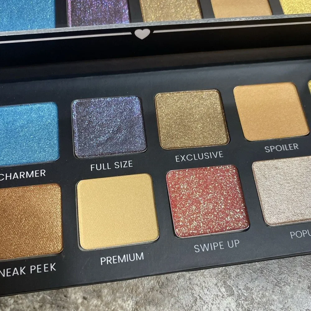 Boxycharm Hello Charmer Eyeshadow‎ Palette. New In Box!